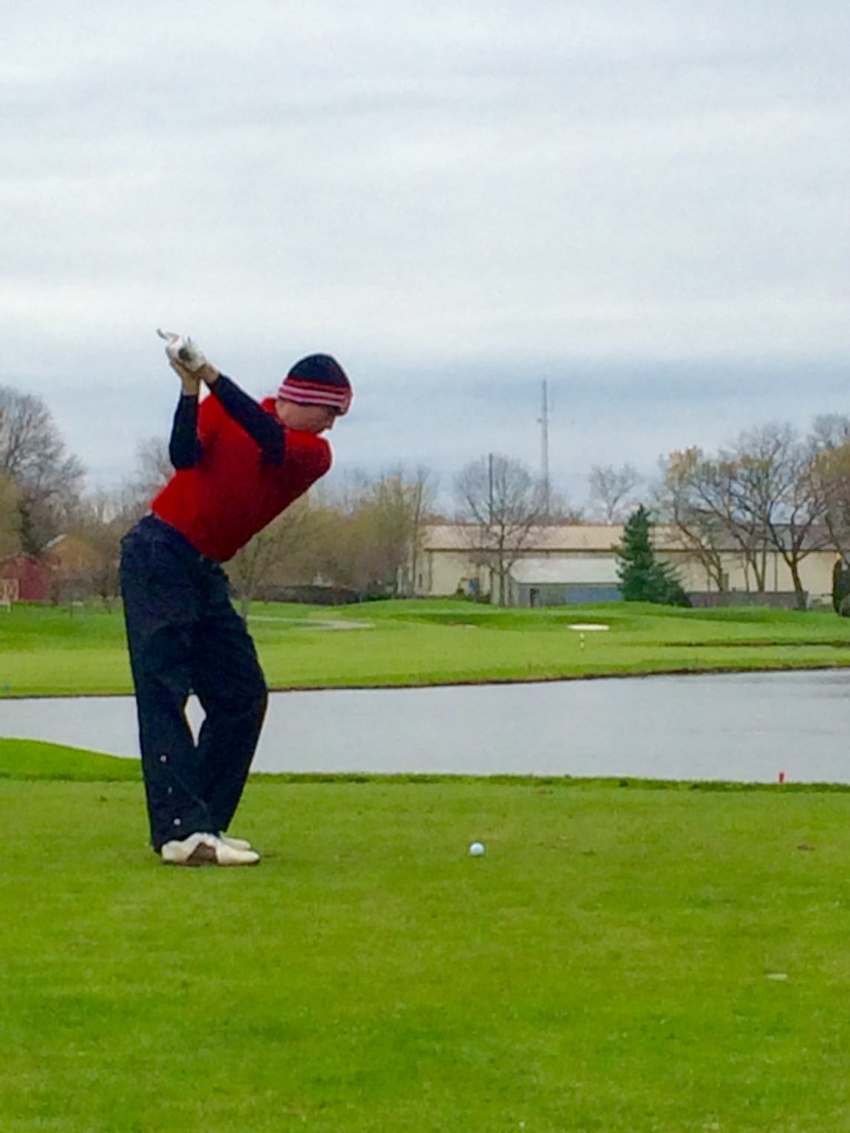 ohio state club golfer teeing off